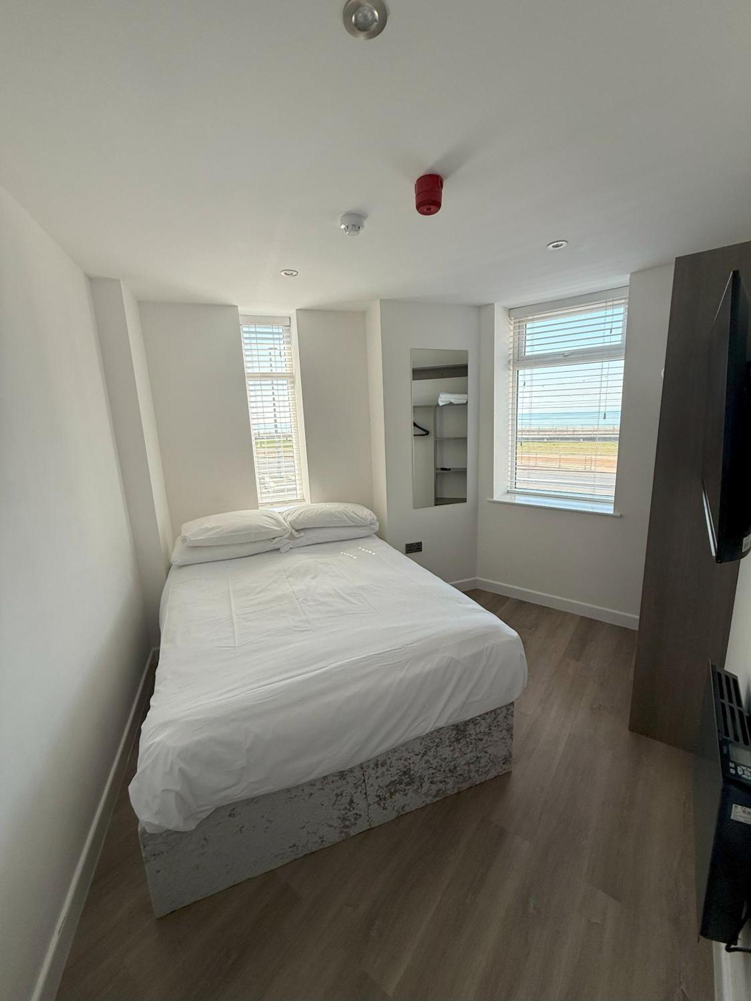 Hotel Coastal Plaza à Blackpool Extérieur photo