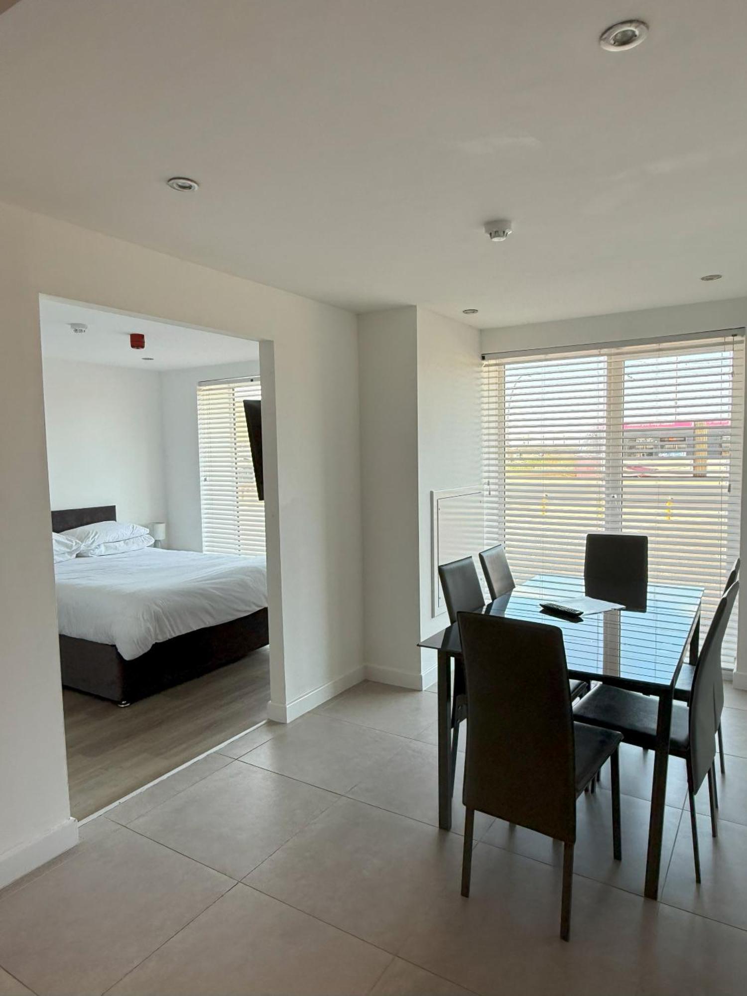 Hotel Coastal Plaza à Blackpool Extérieur photo